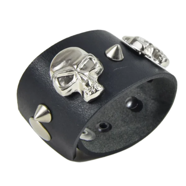 Bracciale Bogan in cuoio con borchie a teschio