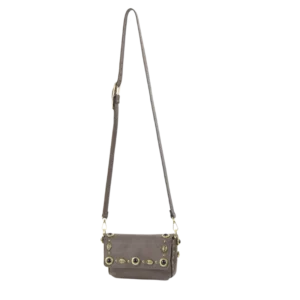 borsa in pelle piccola con borchie nere e oro